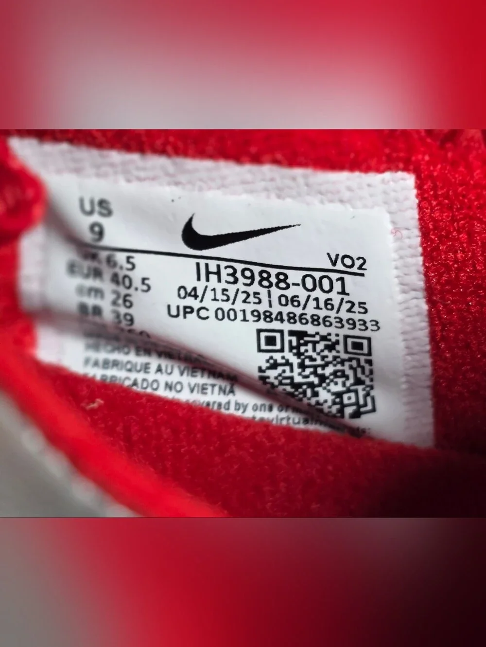 Nike 100% authentic